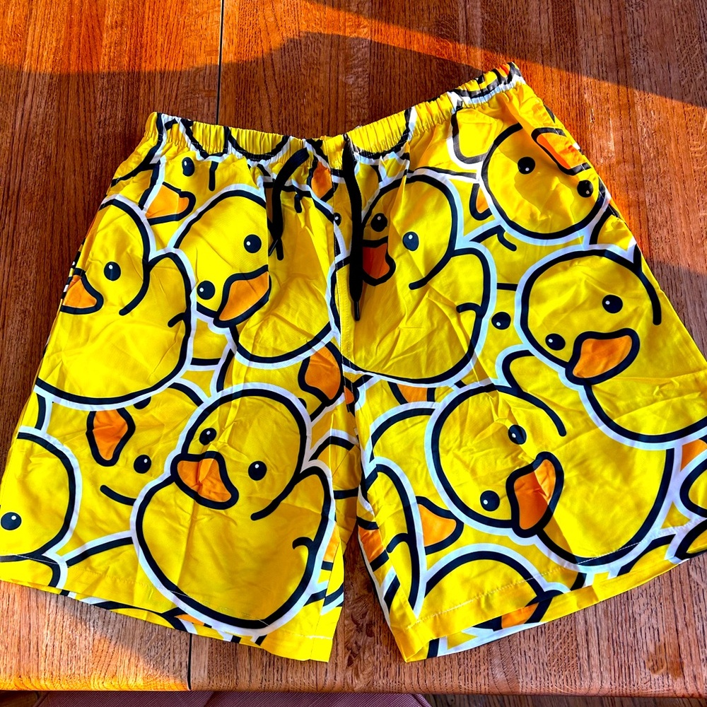 Rubber Ducky Swim Trunks - XL - NWOT 🏝️